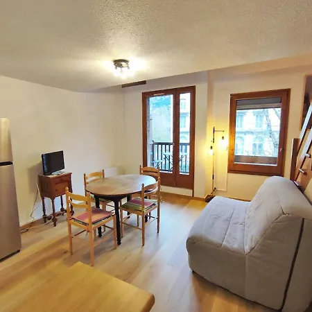 Rêves De Montagne, T2 Bis, Luchon, Wifi, Parking Gratuit, 4 Personnes Appartement *